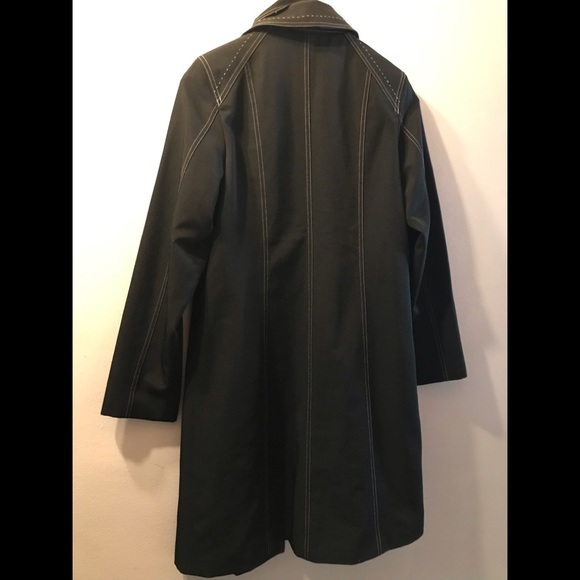 Manteaux Woman’s Over coat with waist String to tie, in excellent condition, - Picture 3 of 16